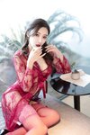 [Cosplay] 王馨瑶Yanni 酒红色情趣套装