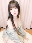 [Fantia ] 2021年11月 – 2022年5月 霜月しも (shimotsukiTW) [791P0V-5.43GB]