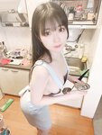 [Fantia ] 2021年11月 – 2022年5月 霜月しも (shimotsukiTW) [791P0V-5.43GB]