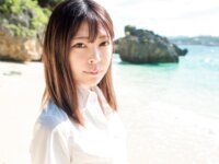 [Photobook] 森日向子 ヌード写真集『夏 駆ける 空 Blue sky Blue』制服未公開編