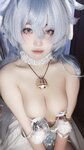 [Cosplay] 比奇堡黄塞方块 甘雨玉桂狗