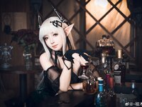 [Cosplay] MuMu Zuzumi 祖木子 - Mudstone-Obsidian 泥岩-黑曜石