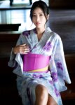 [Photobook] 水川スミレ デジタル写真集「甘い蜜と甘い罠」(ジーウォーク)