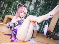 [Cosplay] Astra 雪晴 - Collapse Star Dome Railway Fu Xuan 崩坏星穹铁道 符玄
