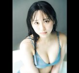 FRIDAY GOLD 大白桃子 青い誘惑