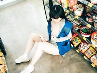 [Loozy] Doyeon - Convenience Store Sub