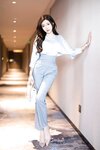 [Cosplay] 王馨瑶 灰蓝色西裤