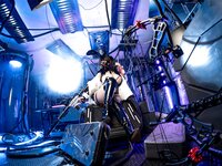 [Cosplay] 自闭颜球球无颜小天使wy 赛博 透明兔女郎