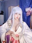 [Cosplay] 是一只熊仔吗 白雪姬