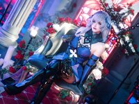 [Cosplay] 鹿八岁 星穹铁道 黑天鹅