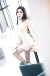 [Cosplay] 王馨瑶 绿色丝绸拼红色睡裙