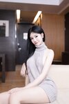 [Cosplay] 谢小蒽 露背毛衣