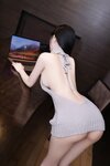 [Cosplay] 谢小蒽 露背毛衣