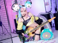 [Cosplay] ZinieQ Rocker
