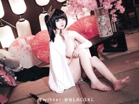 [COSPLAY] 白莉爱吃巧克力（白リリ）- 香奈乎 (2022.08)