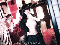 [COSPLAY] 白莉爱吃巧克力（白リリ）- 香奈乎 (2022.08)