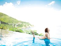 [FRIDAY] 2022.03.04 林田百加 森咲智美 森日菜美 篠崎愛 鈴木優香