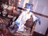 [COSPLAY] 白莉爱吃巧克力（白リリ）- 甘雨 (2022.08)