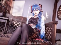 [COSPLAY] 白莉爱吃巧克力（白リリ）- 甘雨 (2022.08)