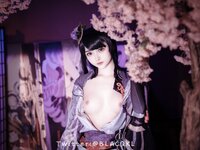 [COSPLAY] 白莉爱吃巧克力（白リリ）- 雷电将军 (2022.08)