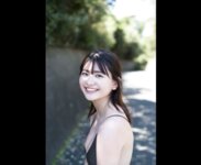 [FRIDAY] 2021.08.19 山田南実 完全オリジナル撮り下ろし 100カット＆ムービー