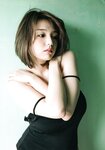 [Photobook] Ai Shinozaki 篠崎愛 - Crystal 結晶 (2017-11-01)