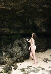 [Photobook] Ai Shinozaki 篠崎愛 - Crystal 結晶 (2017-11-01)