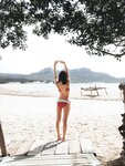 [Photobook] 堀未央奈 2nd写真集 『 いつかの待ち合わせ場所 』
