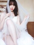 [Photobook] 堀未央奈 2nd写真集 『 いつかの待ち合わせ場所 』