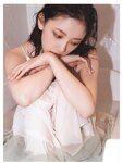 [Photobook] 堀未央奈 2nd写真集 『 いつかの待ち合わせ場所 』