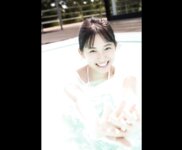 [Photobook] 『ＺＩＰ！静岡』お天気キャスター・志田音々「現役女子大生の初ビキニｖｏｌ．２」　ＦＲＩＤＡＹデジタル写真集 (No Watermark)