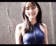 [Photobook] 『ＺＩＰ！静岡』お天気キャスター・志田音々「現役女子大生の初ビキニｖｏｌ．２」　ＦＲＩＤＡＹデジタル写真集 (No Watermark)