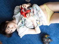 [Photobook] 【デジタル限定 YJ PHOTO BOOK】宇咲（#ババババンビ）写真集「古着屋バイトで、将来の夢を発見！？」