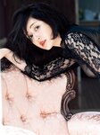 [Photobook] 新藤まなみ写真集『Ｑｕｅｅｎｓ』
