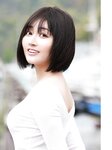 [Photobook] 新藤まなみ写真集『Ｑｕｅｅｎｓ』