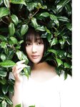 [Photobook] 新藤まなみ写真集『Ｑｕｅｅｎｓ』
