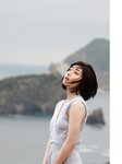 [Photobook] 新藤まなみ写真集『Ｑｕｅｅｎｓ』