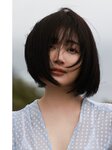 [Photobook] 新藤まなみ写真集『Ｑｕｅｅｎｓ』