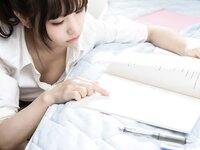 [Photobook] 制服フェチ　デジタルフォトアルバム 今日もやって来る。隙だらけの幼馴染が・・・！