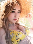 [FRIDAY] 2021.09.24 桃月なしこ 長谷川美月 志田音々 塩地美澄 小日向ゆか ゆうちゃみ 山本舞香