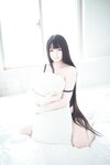 [COSPLAY] 落落Raku – Weekend (2022.05)