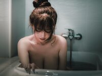 [COSPLAY] GiGi晚晚 - 洗澡
