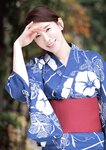 [Photobook] Kazuko Iwamoto 岩本和子 - Tawamure たわむれ (2019-04-10)