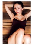 [Photobook] Ema Ito 伊藤愛真 1st Photobook - Soleil ソレイユ (2022-09-22)