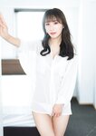 [Photobook] Ema Ito 伊藤愛真 1st Photobook - Soleil ソレイユ (2022-09-22)