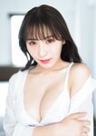 [Photobook] Ema Ito 伊藤愛真 1st Photobook - Soleil ソレイユ (2022-09-22)