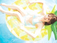[Photobook] 日向坂46 東村芽依1st写真集 見つけた