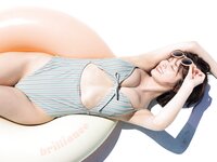 [Photobook] 2024.09.11 北野瑠華(元SKE48)1st写真集「触れて、みる？」