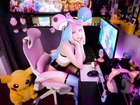 [Cosplay] ZinieQ Iono