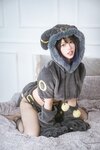 [Cosplay] 狐洛洛子 月之伊布